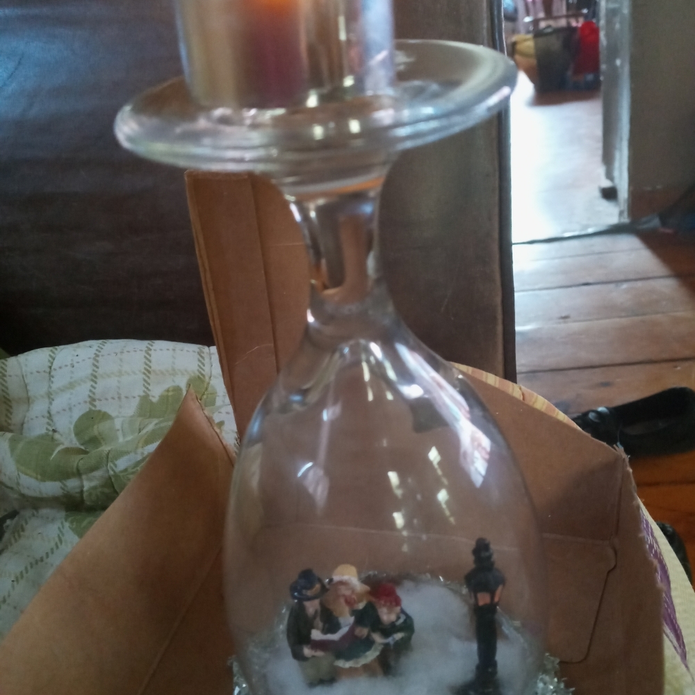 Handmade snowglobes with wineglass